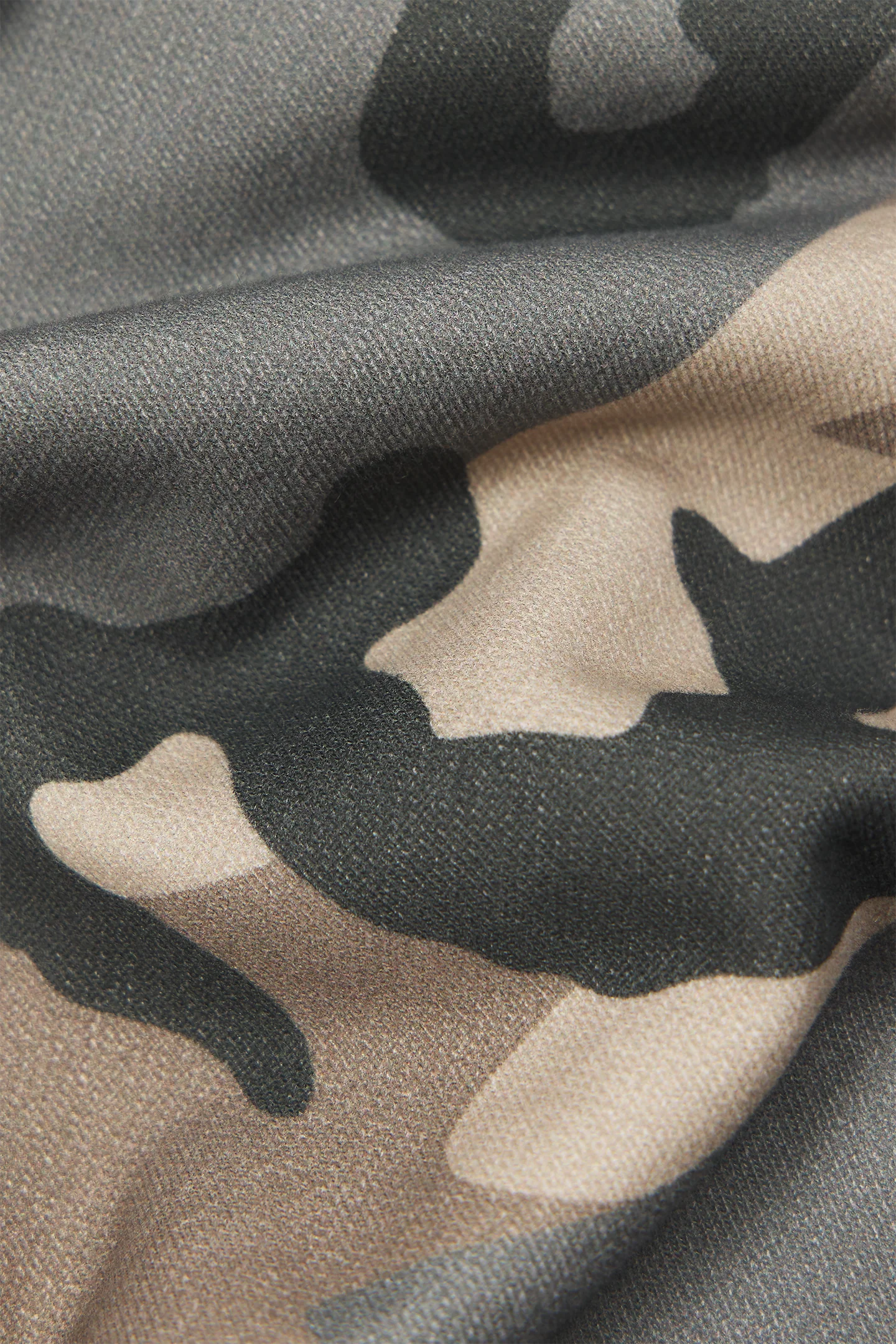 Camo Zip Hoodie - Image 9
