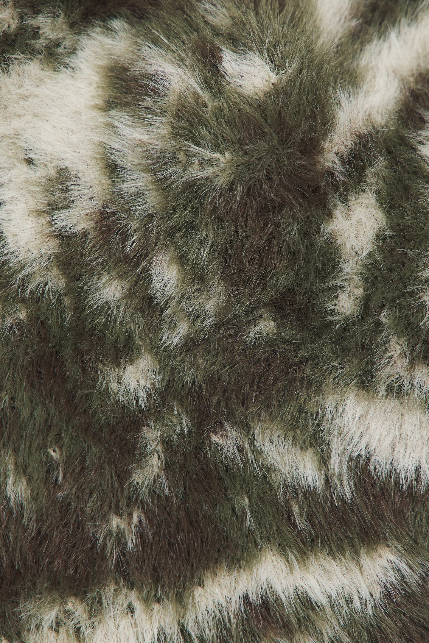 Fuzzy Beanie Green - Image 4