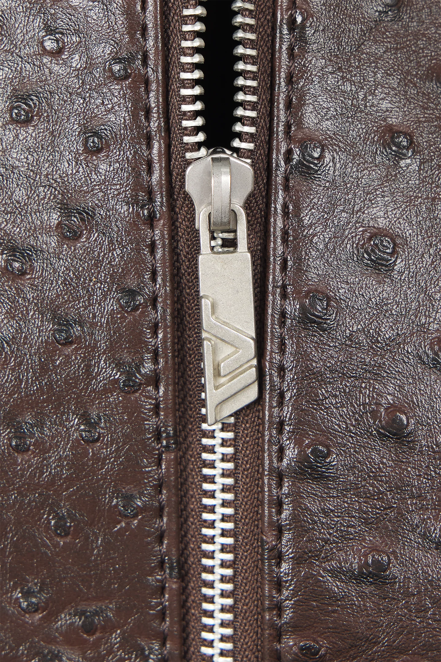 "Ostrich" Duffle Bag Brown - Image 4